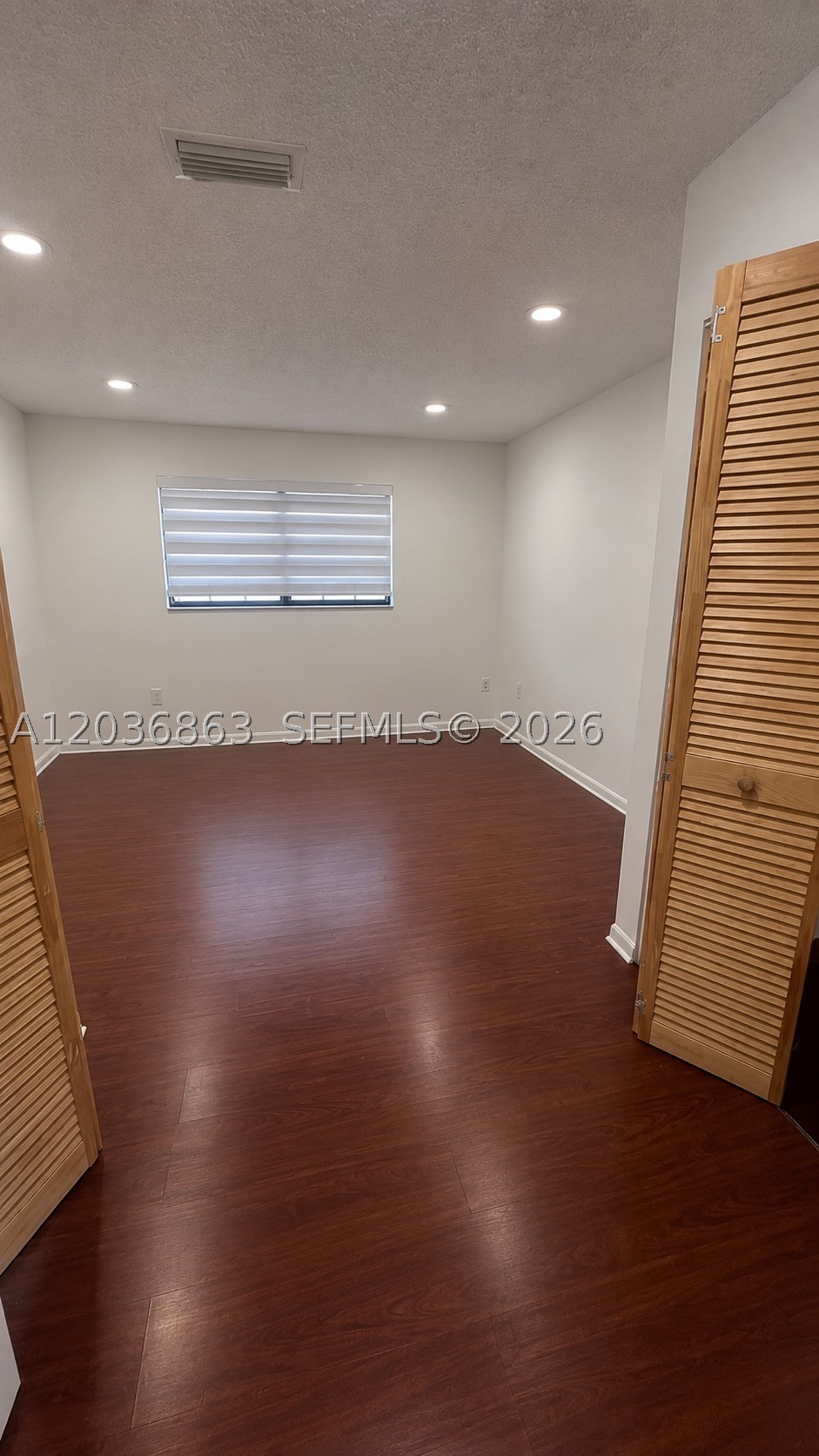 MILLER DREAM TOWNHOMES CO - Residential Lease