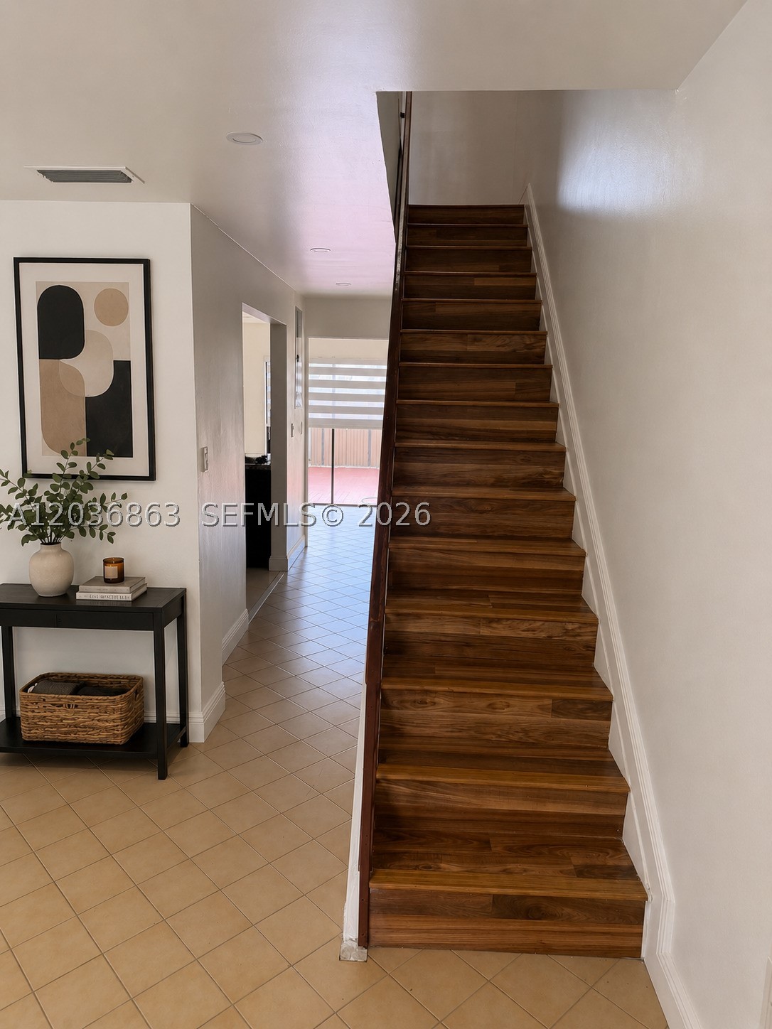 MILLER DREAM TOWNHOMES CO - Residential Lease