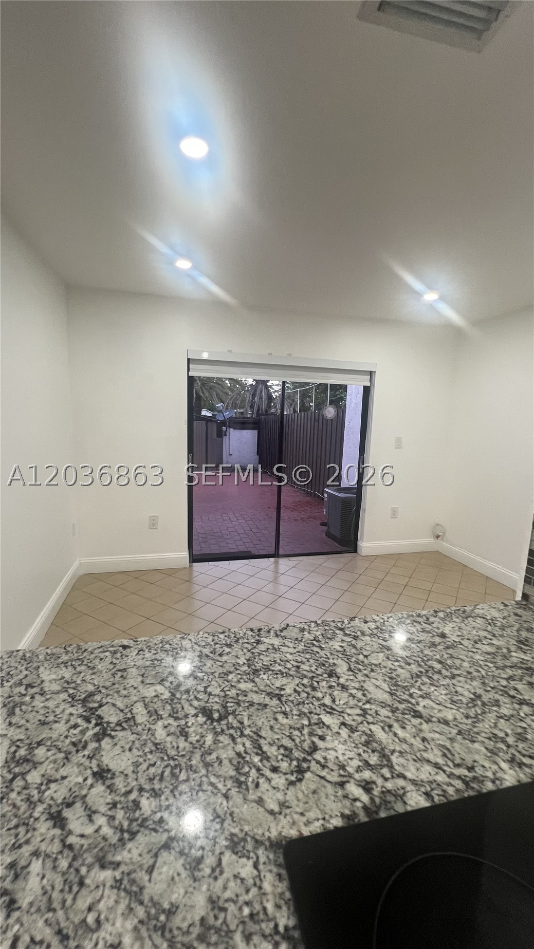 MILLER DREAM TOWNHOMES CO - Residential Lease