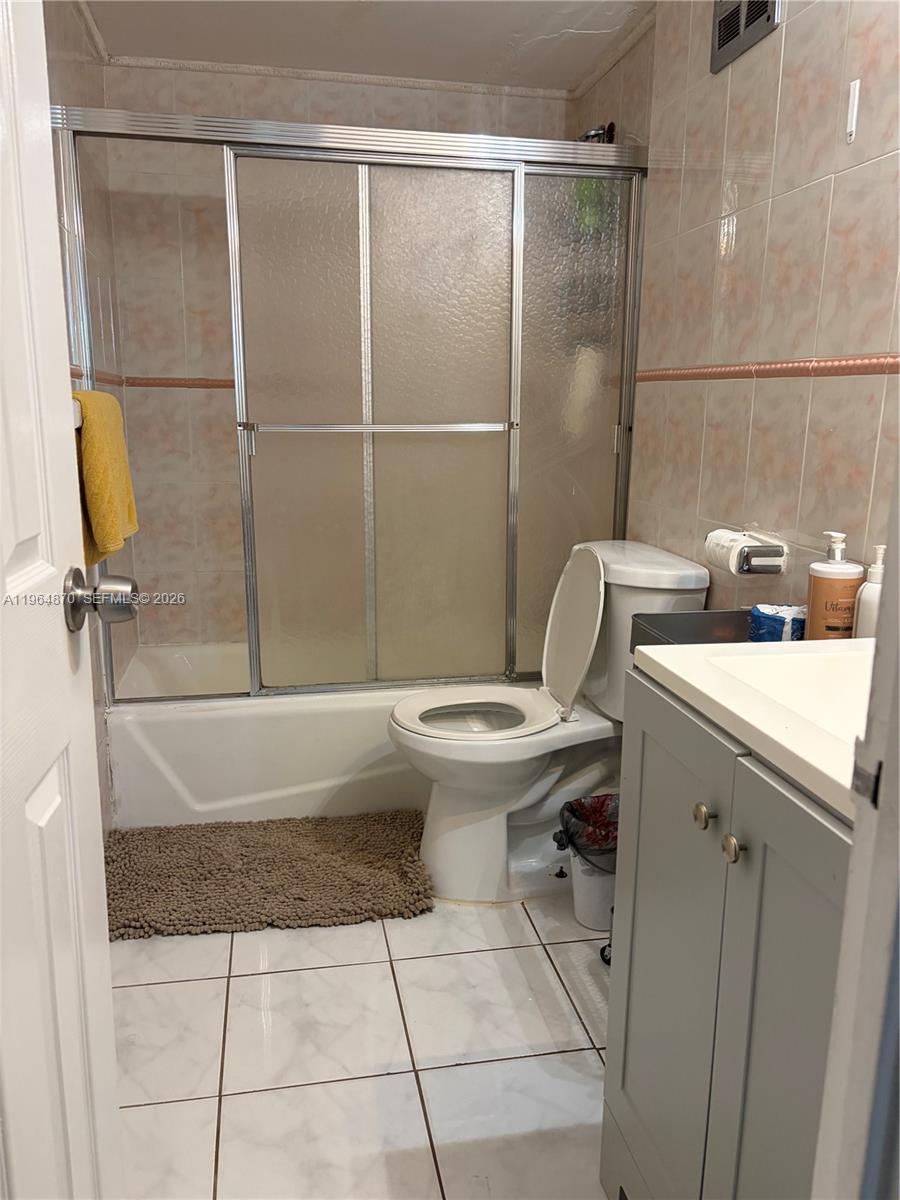 CHELSEA BAYVIEW CONDO - Residential