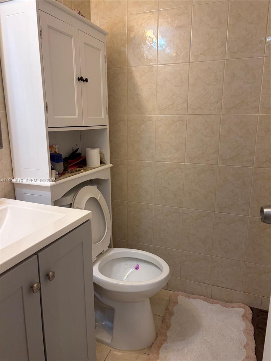 CHELSEA BAYVIEW CONDO - Residential
