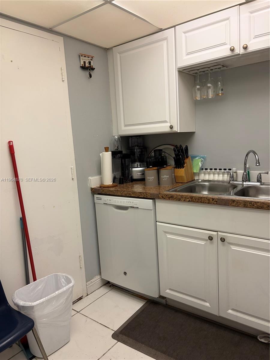 CHELSEA BAYVIEW CONDO - Residential