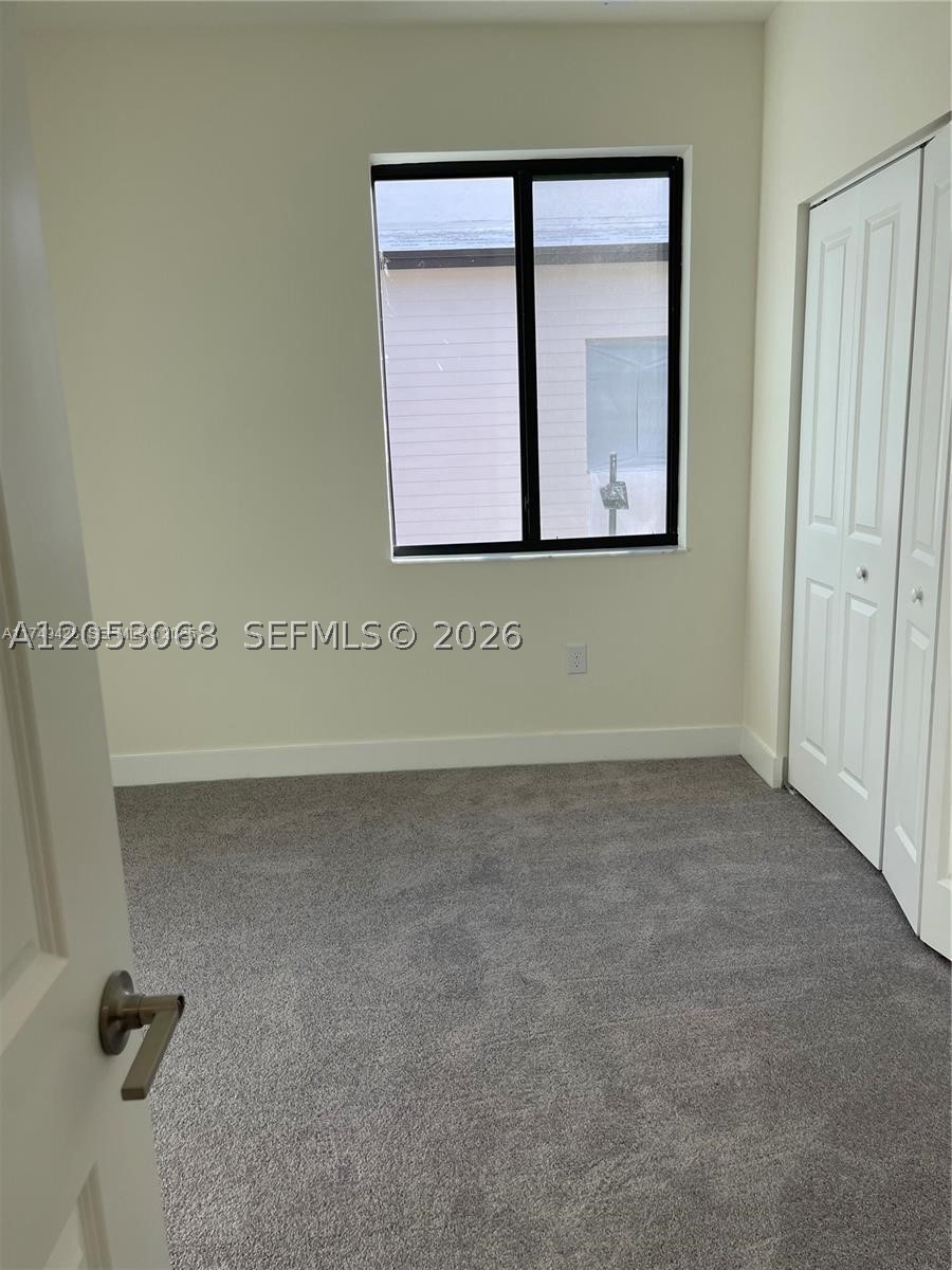 DOWNTOWN DORAL SOUTH PHAS - Residential
