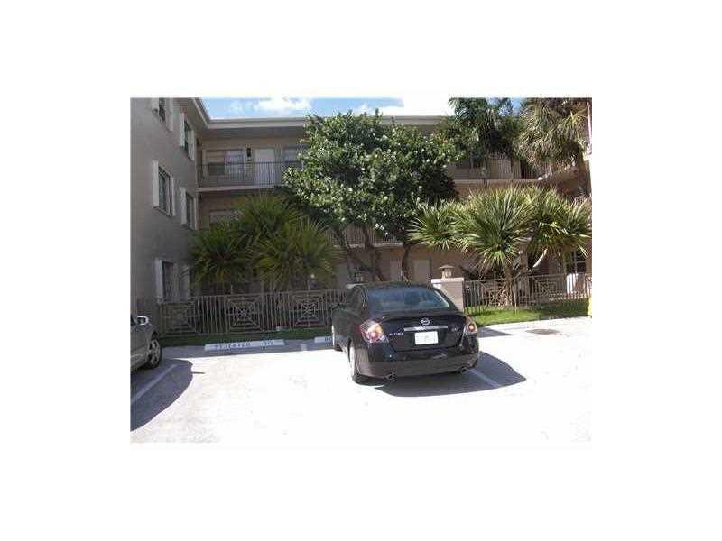 WATERWAY @ HOLLYWOOD BEAC - Residential Lease