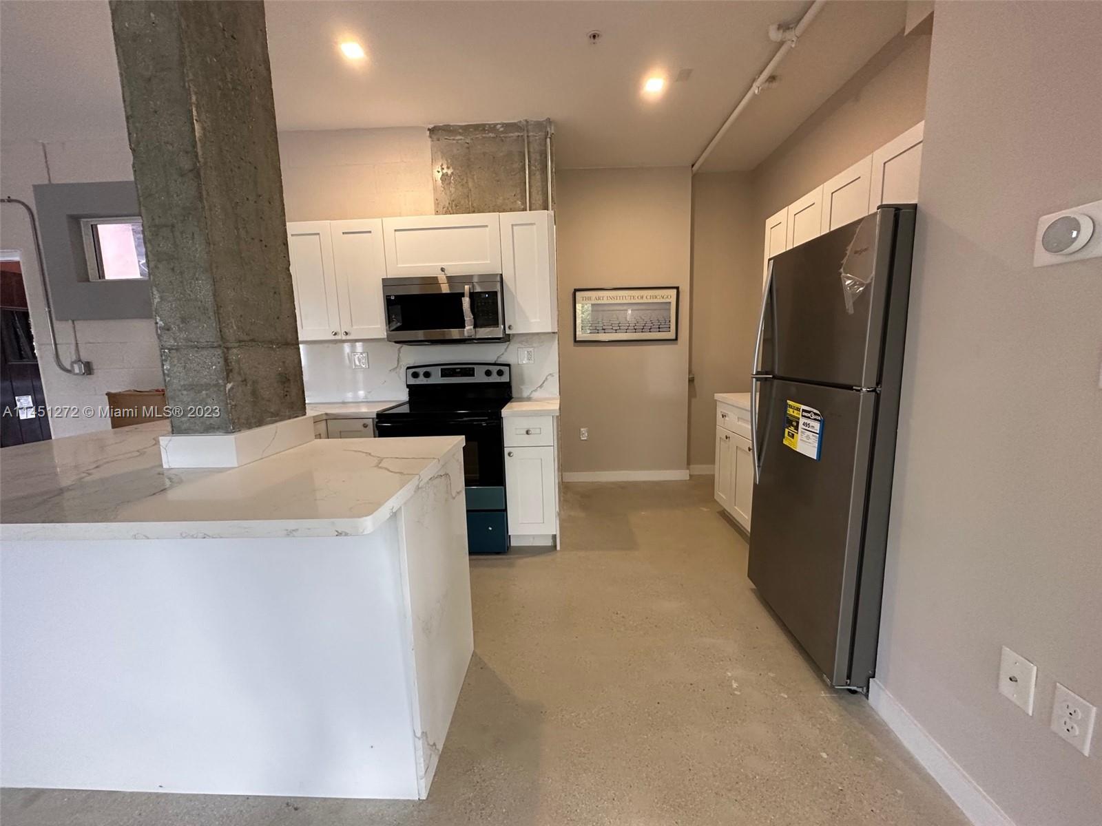 LAWRENCE ESTATES LAND COS - Residential Lease