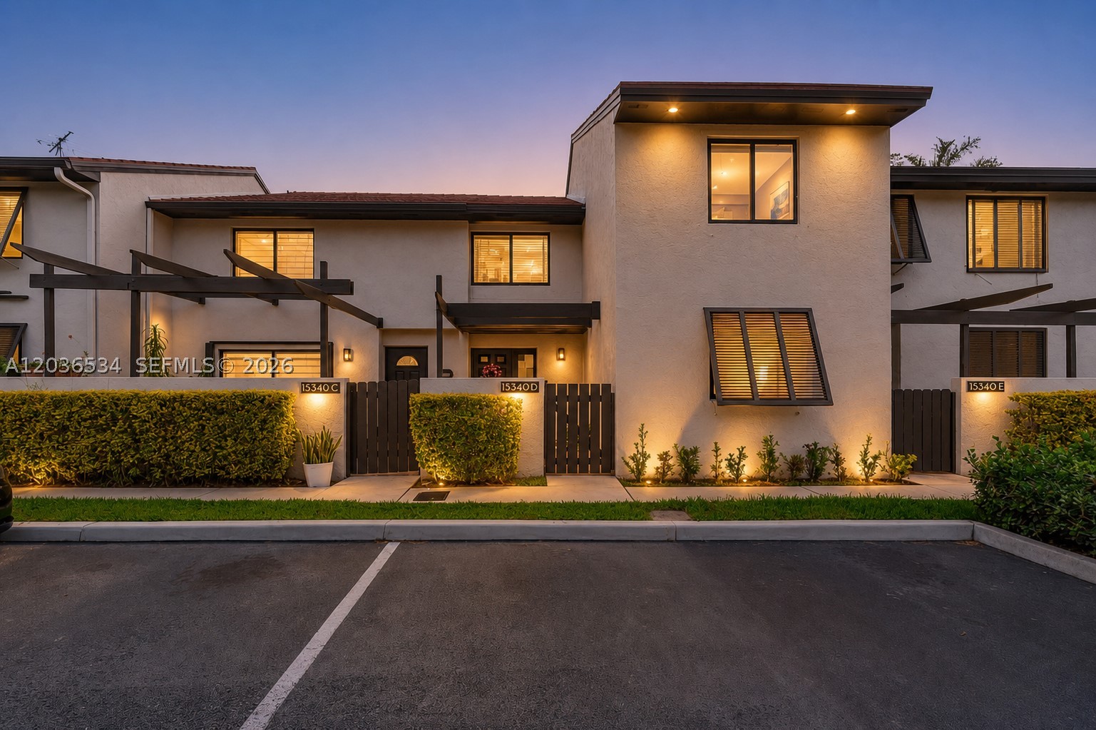 CALUSA POINT - Residential Lease
