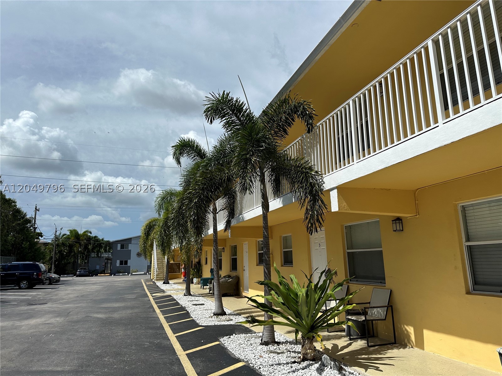 HIGHLAND ESTATES - Residential Lease