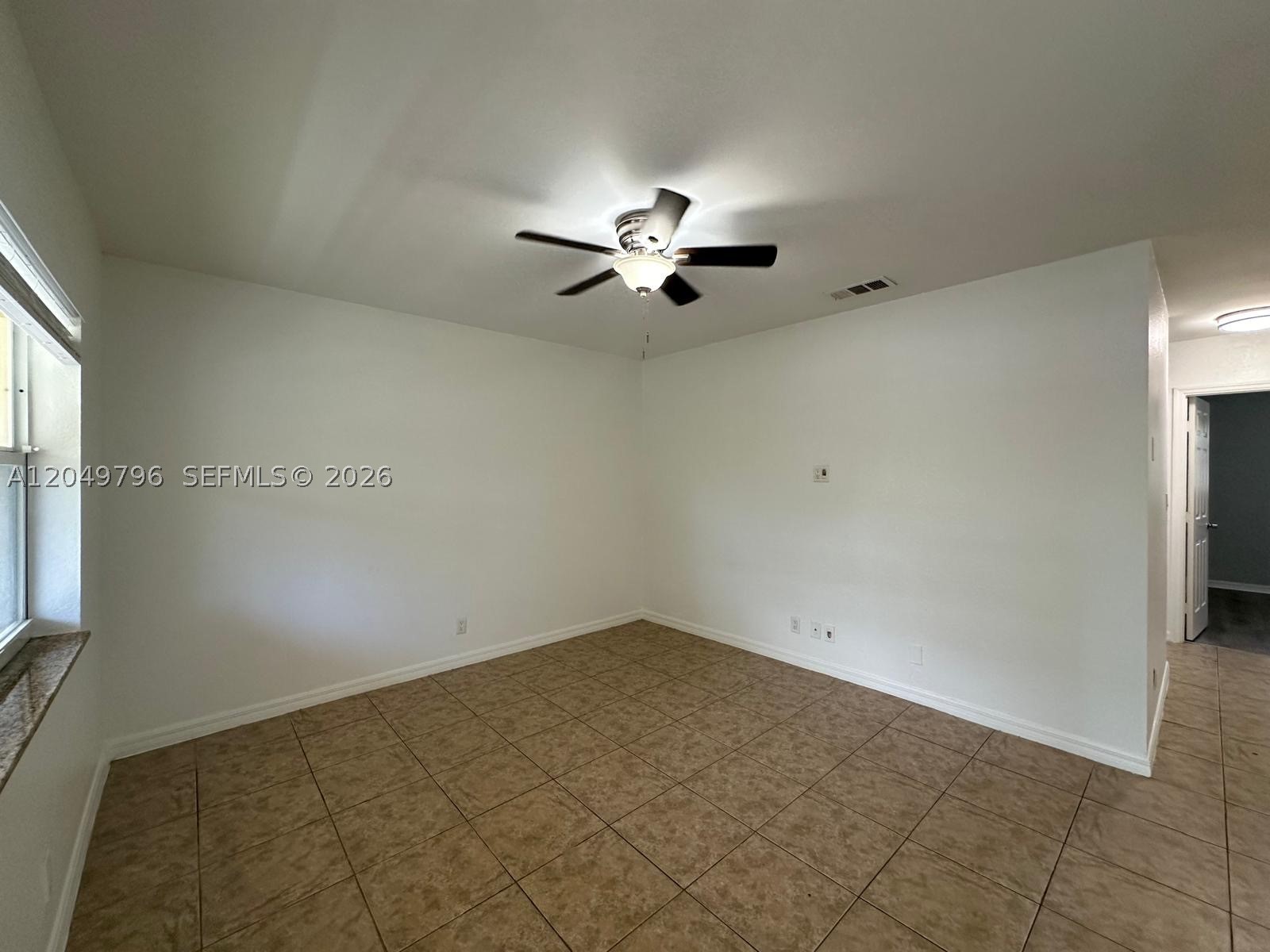 HIGHLAND ESTATES - Residential Lease