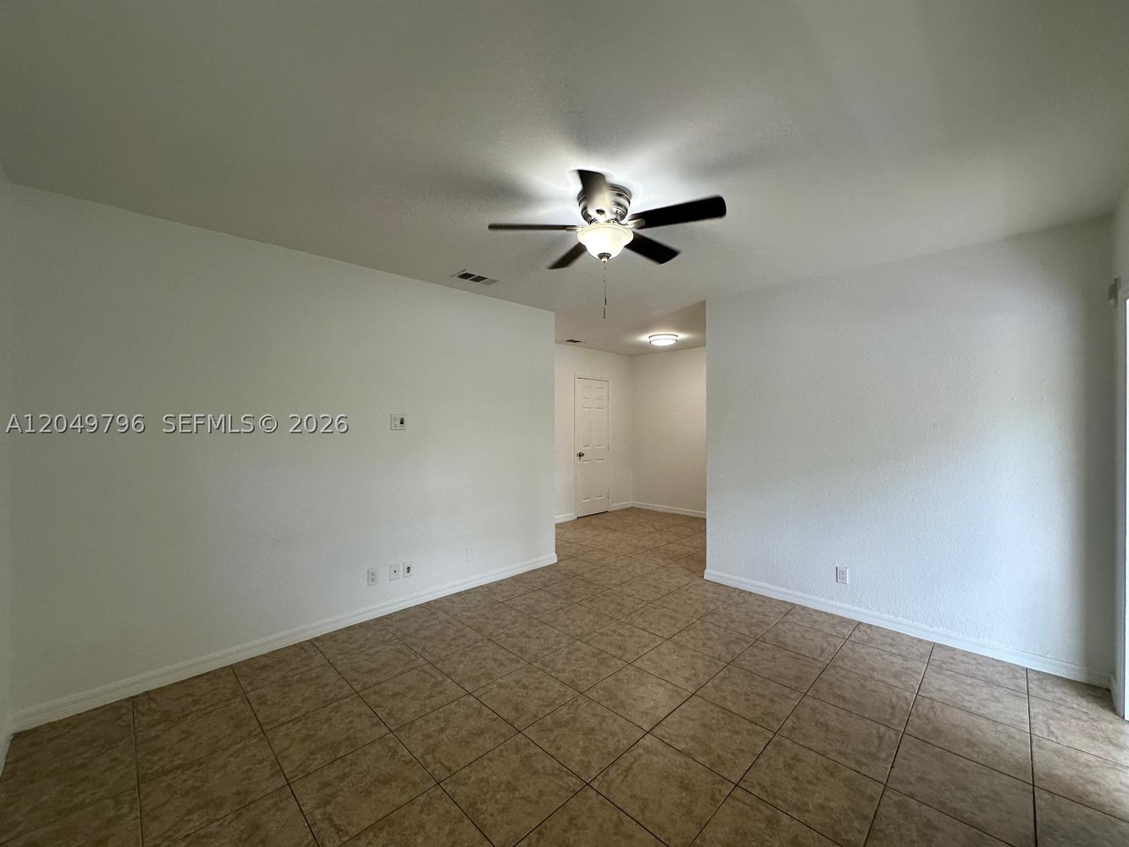 HIGHLAND ESTATES - Residential Lease