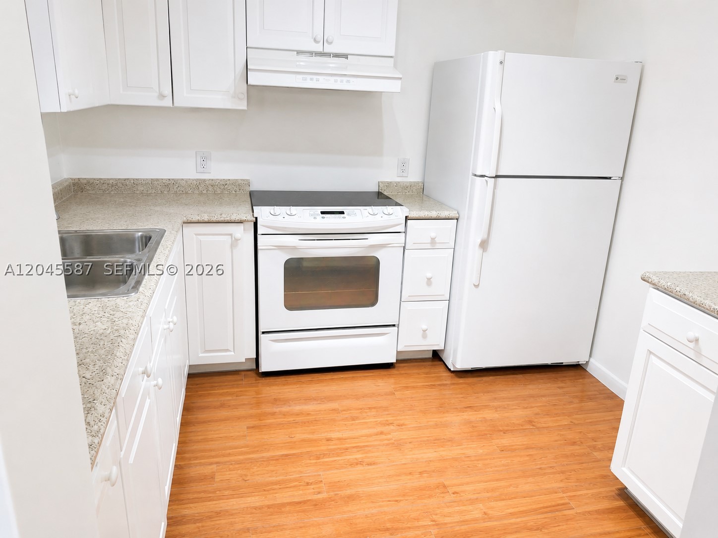 Excellent investment property. 2 bed / 1.5 bath condo • Rented for $2,324/month • The rental income is supported by a government housing assistance program (as of June: $2,240 government / $84 tenant) •Long-term tenant in place since May 2017 • Lease renews 04/30/2027
• Roof 2026 • Apartment was fully remodeled in 2017.
• Community amenities include pool, tennis, gym, and clubhouse • Property may be purchased individually or as part of a larger rental portfolio. See Broker Remarks for additional portfolio details.