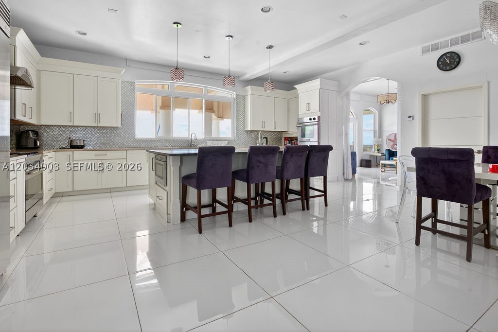 ANTIGUA AND BARBUDA - Residential