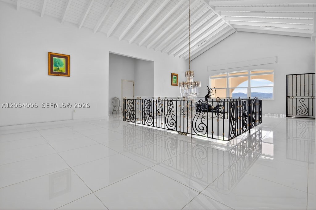 ANTIGUA AND BARBUDA - Residential