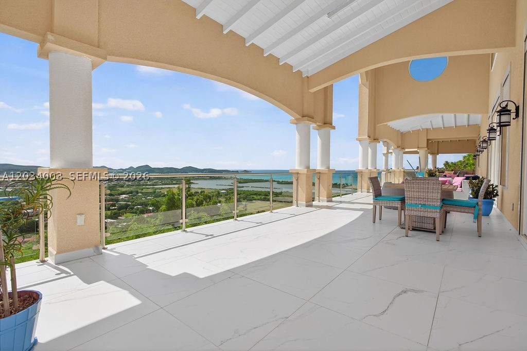 ANTIGUA AND BARBUDA - Residential