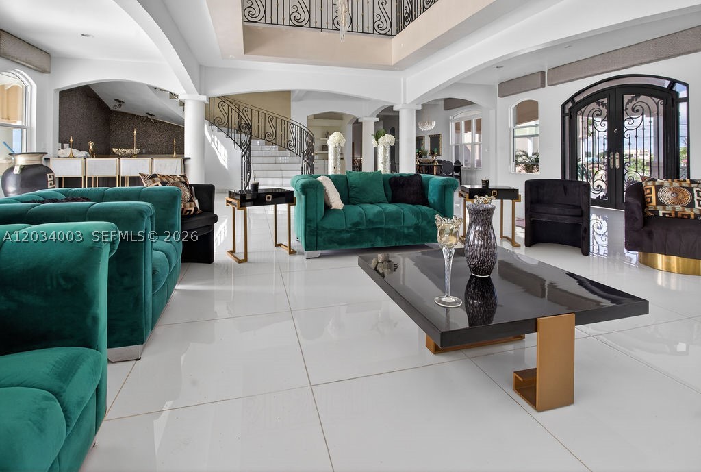 ANTIGUA AND BARBUDA - Residential
