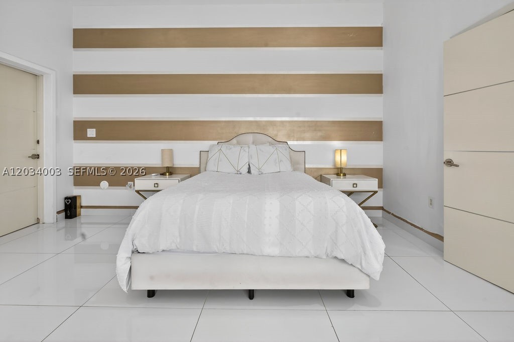 ANTIGUA AND BARBUDA - Residential