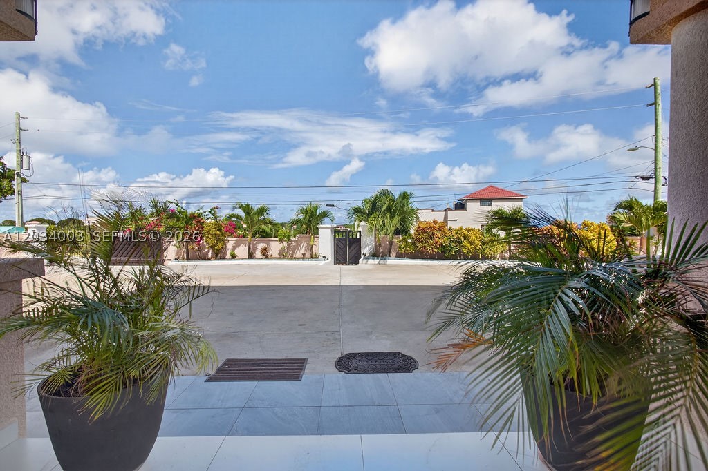 ANTIGUA AND BARBUDA - Residential