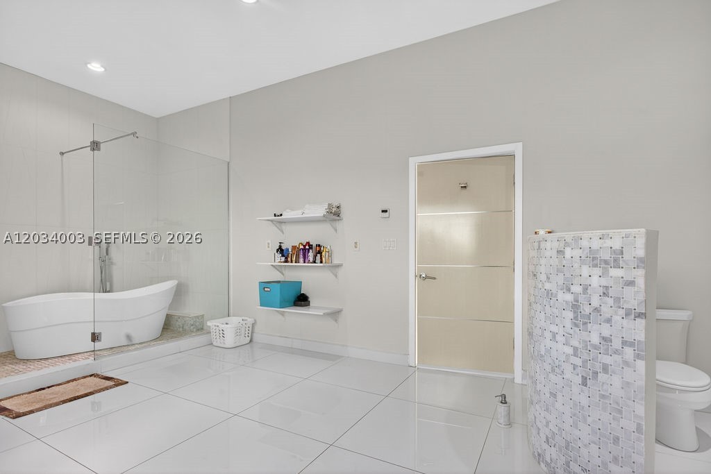 ANTIGUA AND BARBUDA - Residential