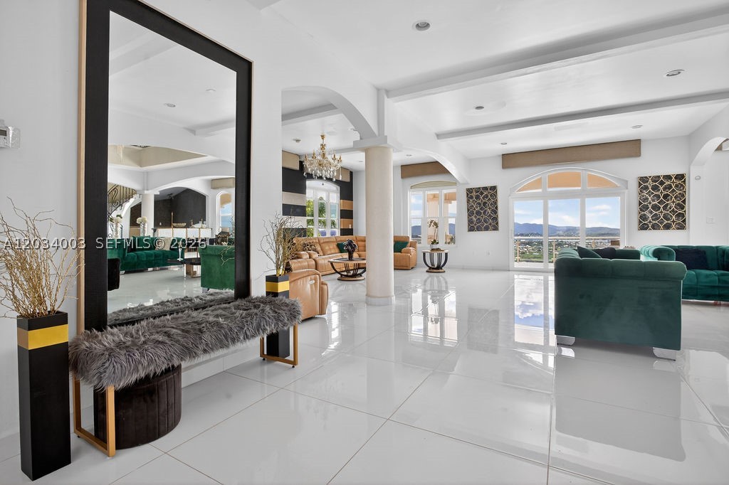 ANTIGUA AND BARBUDA - Residential