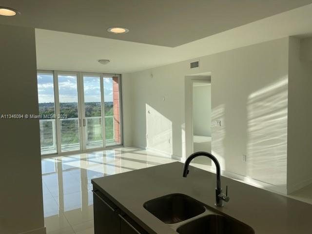 GRAND BAY COMMONS SOUTH - Residential