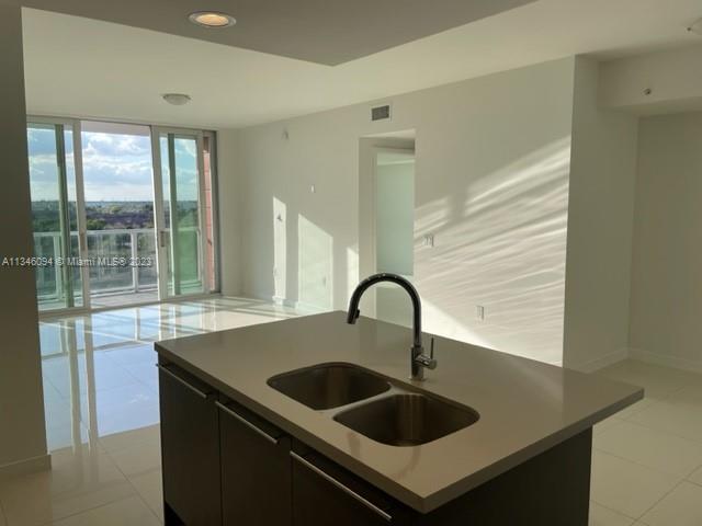 GRAND BAY COMMONS SOUTH - Residential