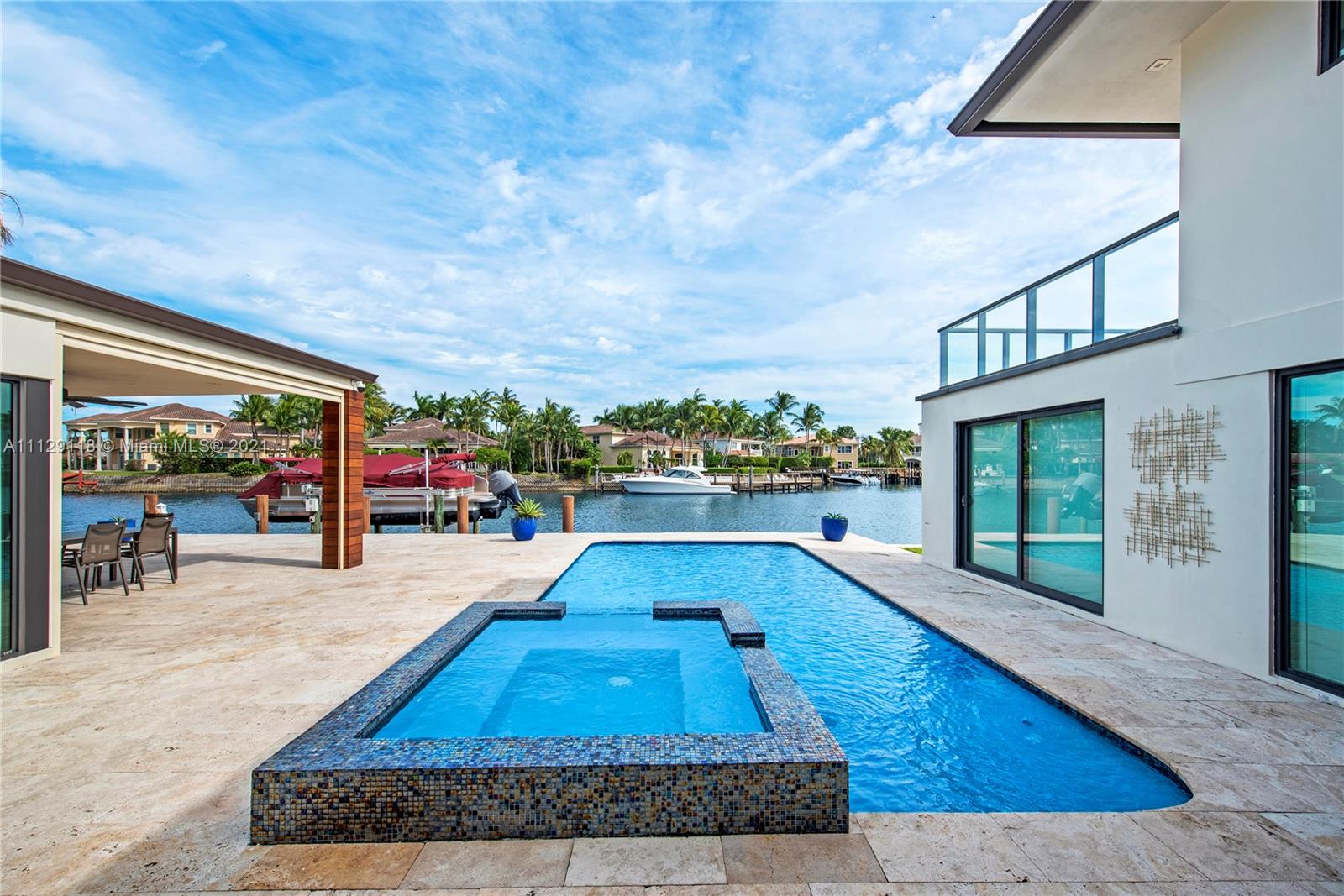 HOLLYWOOD GOLF ESTATES SE - Residential