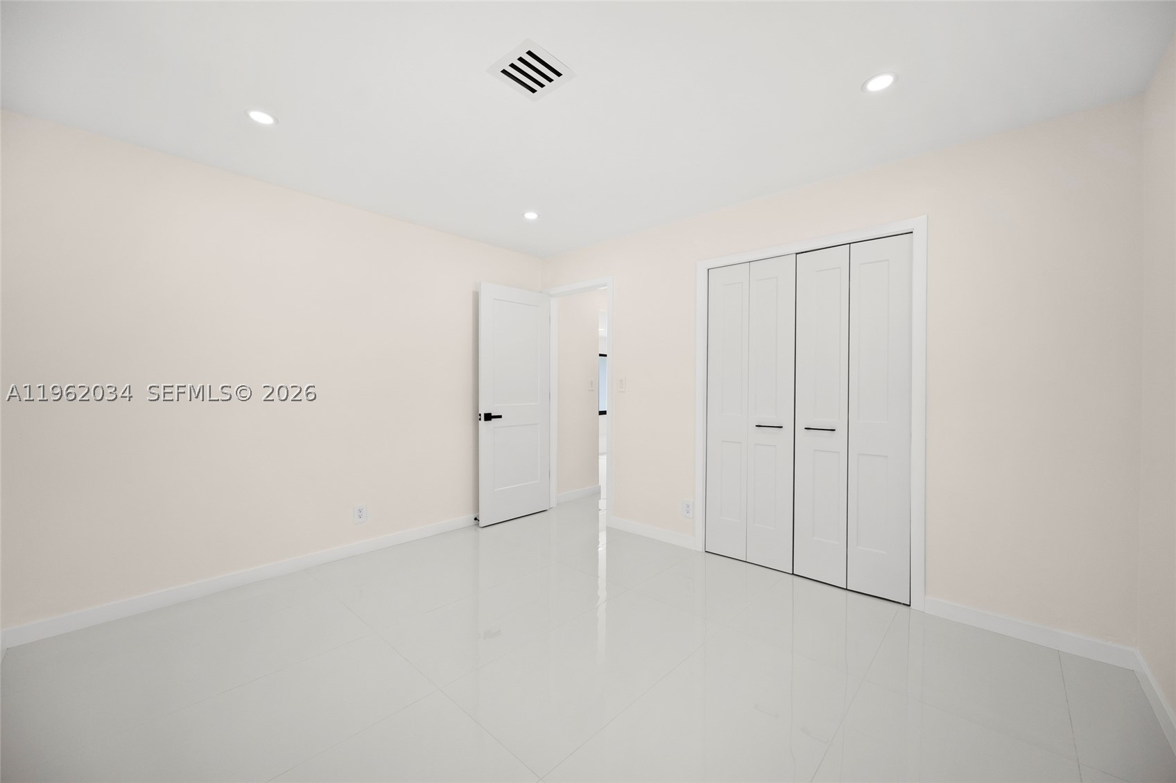 NORWOOD - Residential