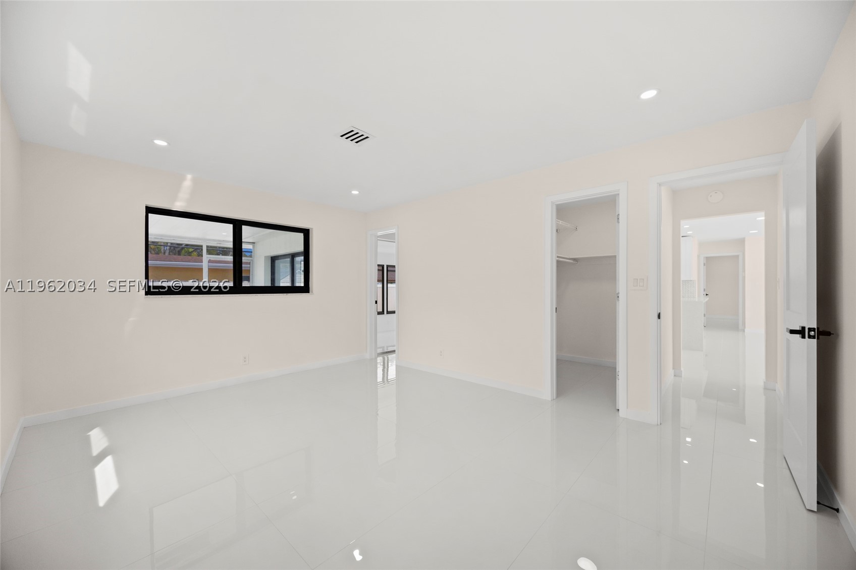 NORWOOD - Residential