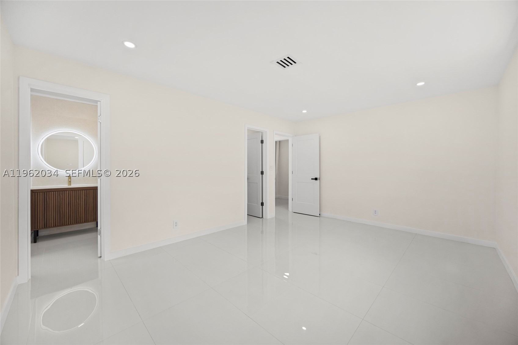 NORWOOD - Residential