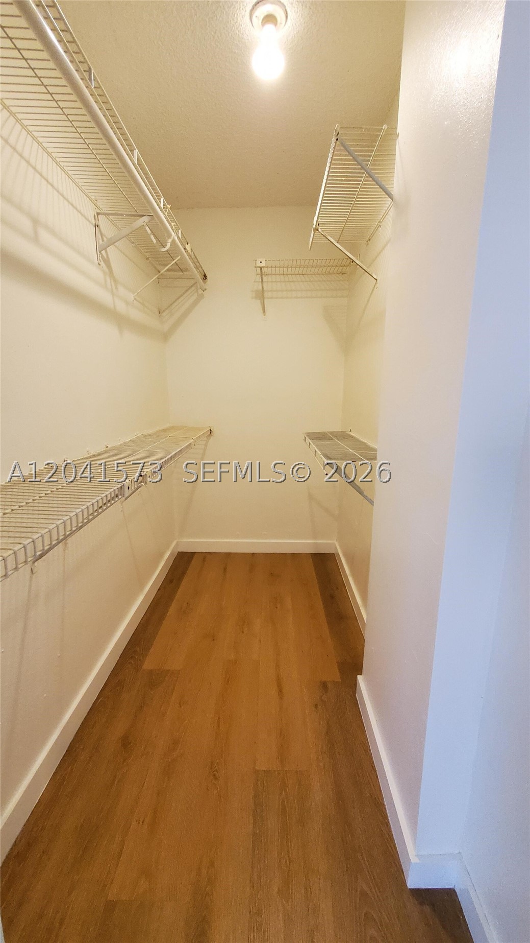 SUNSET VILLAS NO 3 CONDO - Residential
