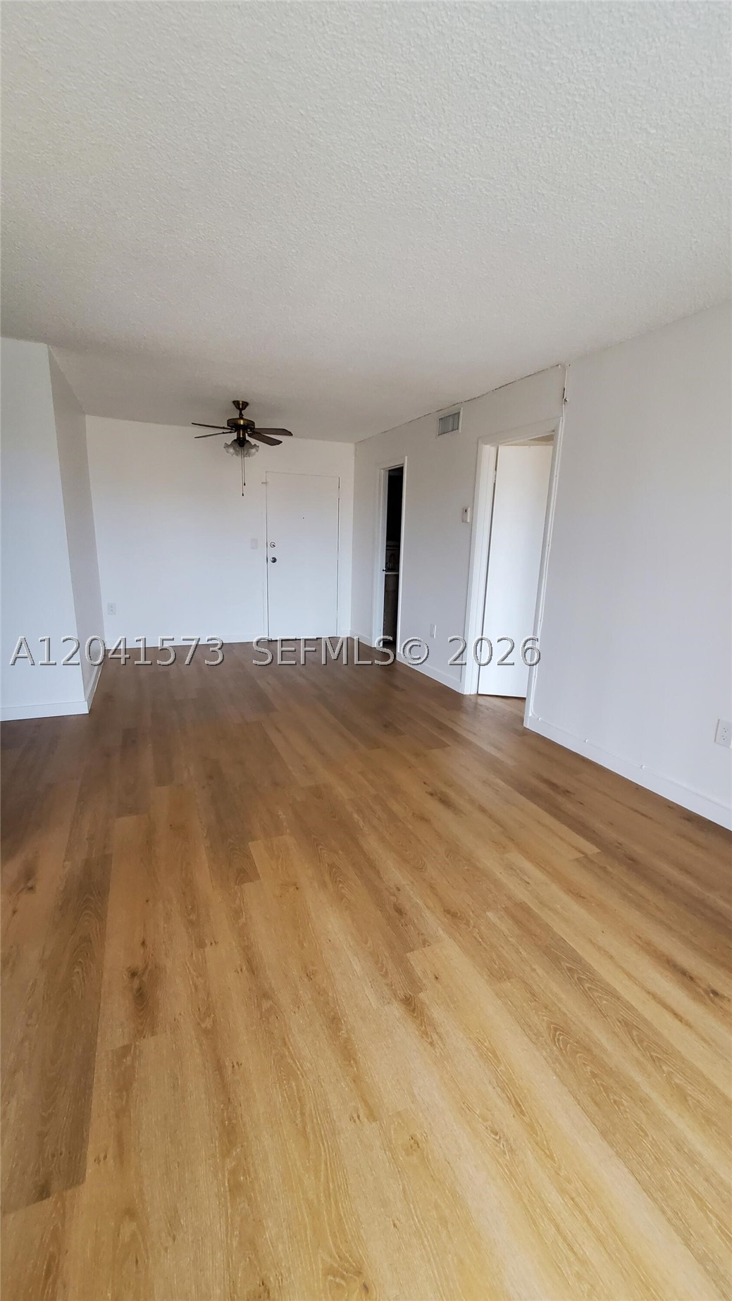 SUNSET VILLAS NO 3 CONDO - Residential