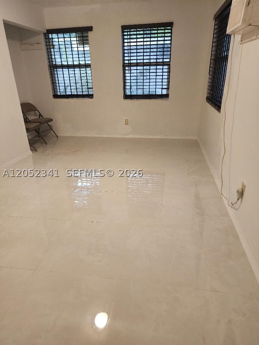 NICHOLS HEIGHTS - Residential Lease
