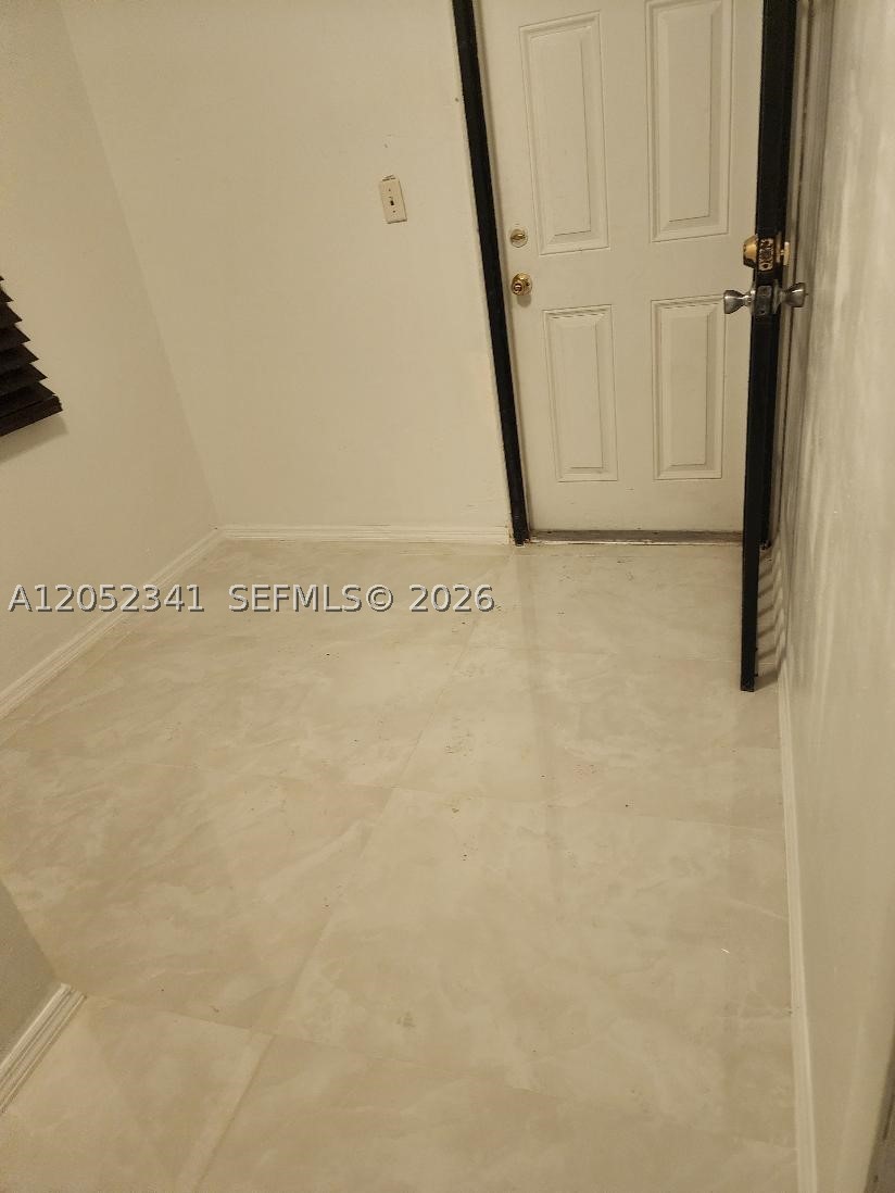 A very nice efficiency like one bedroom apartment style. It's very large.