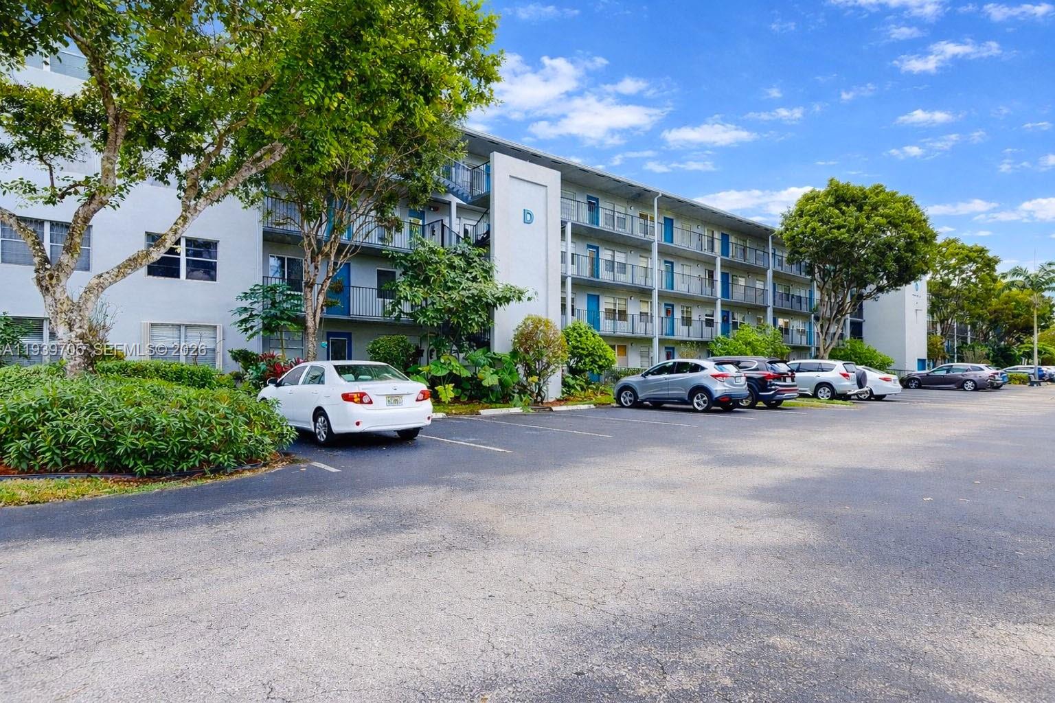 NEW HAMPTON AT CENTURY VI - Residential