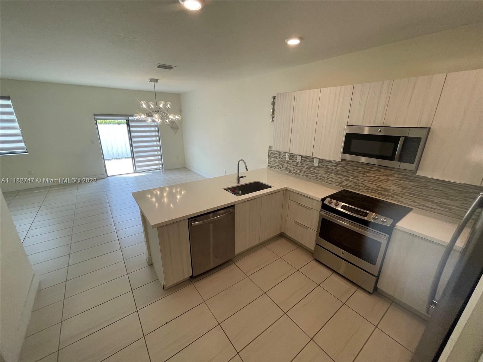 GRAND BAY NORTH - Residential