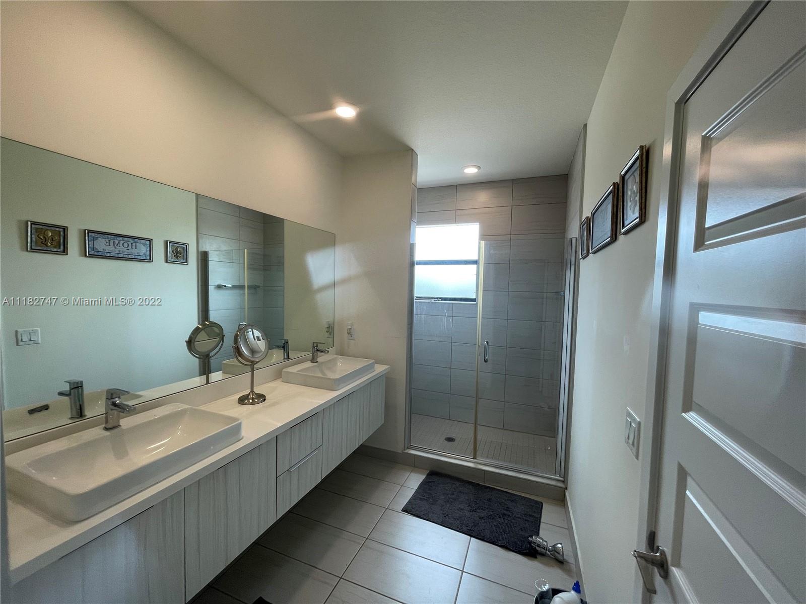 GRAND BAY NORTH - Residential