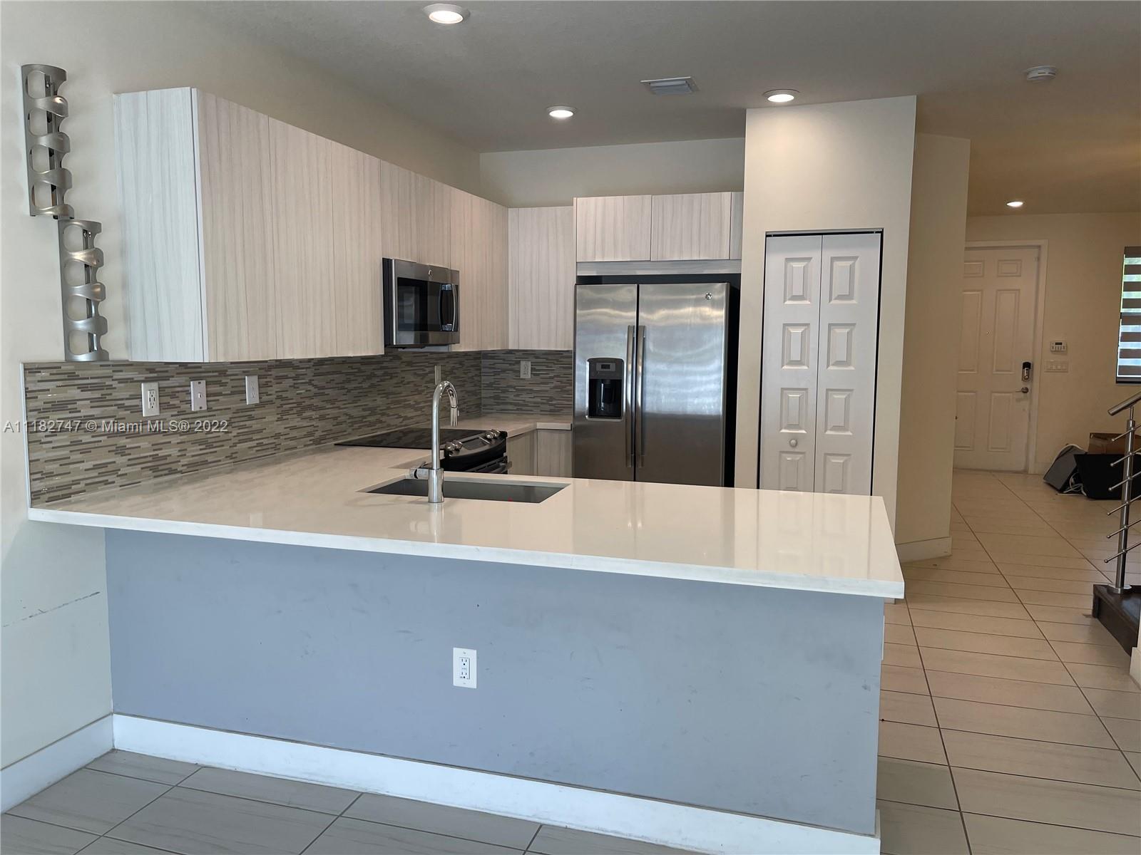 GRAND BAY NORTH - Residential