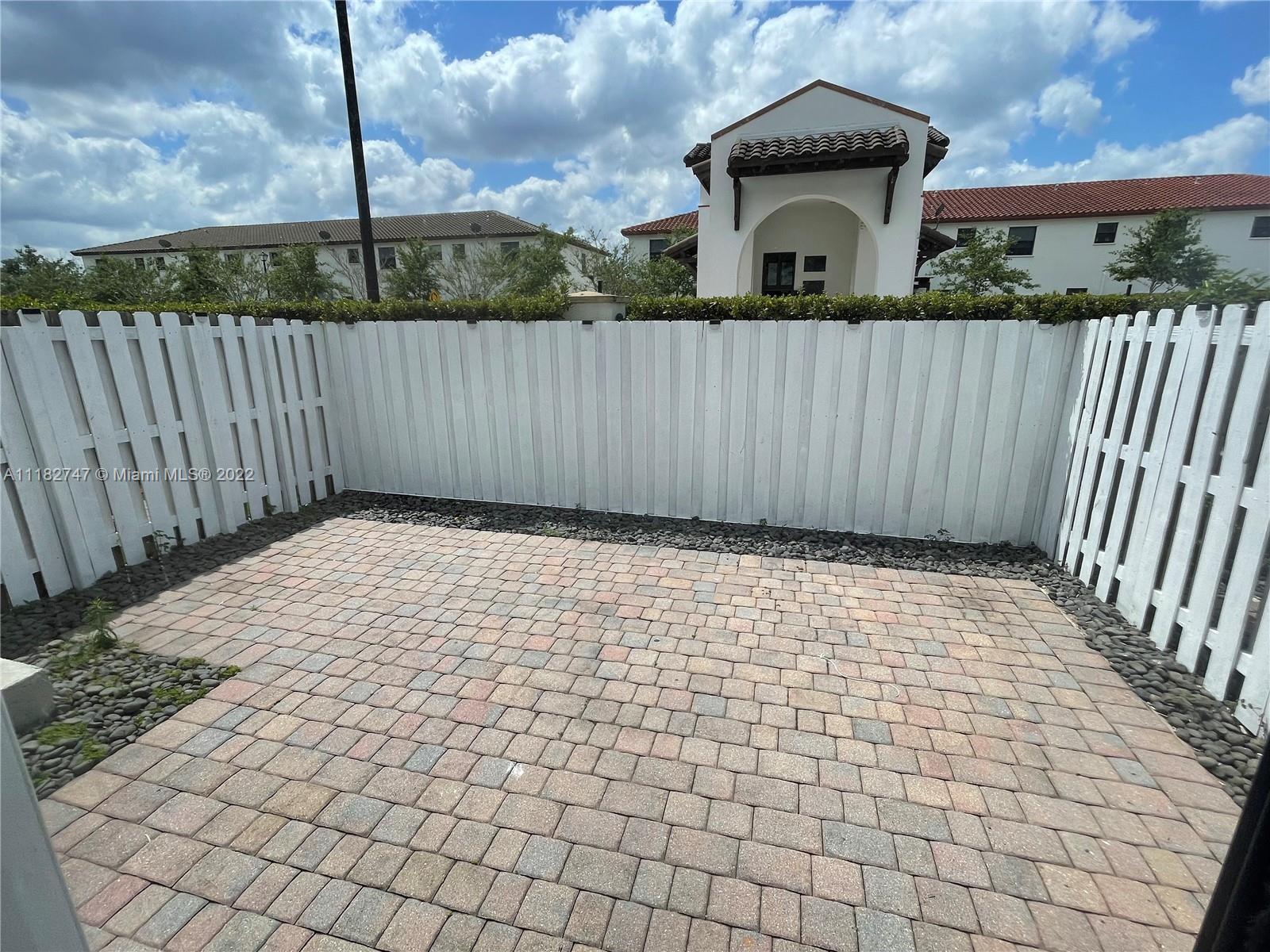 GRAND BAY NORTH - Residential