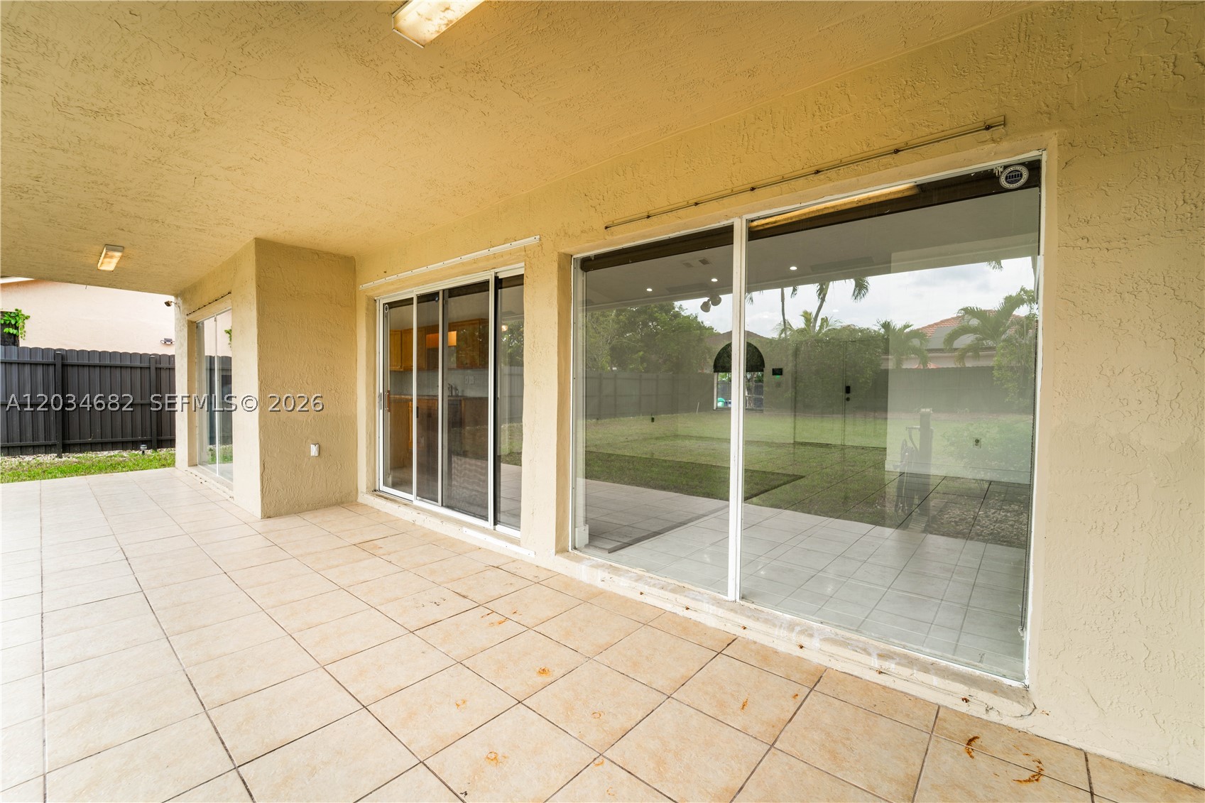 MAJESTIC ESTATES 3RD ADDN - Residential
