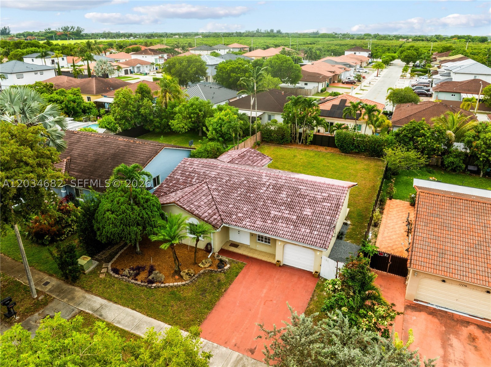 MAJESTIC ESTATES 3RD ADDN - Residential