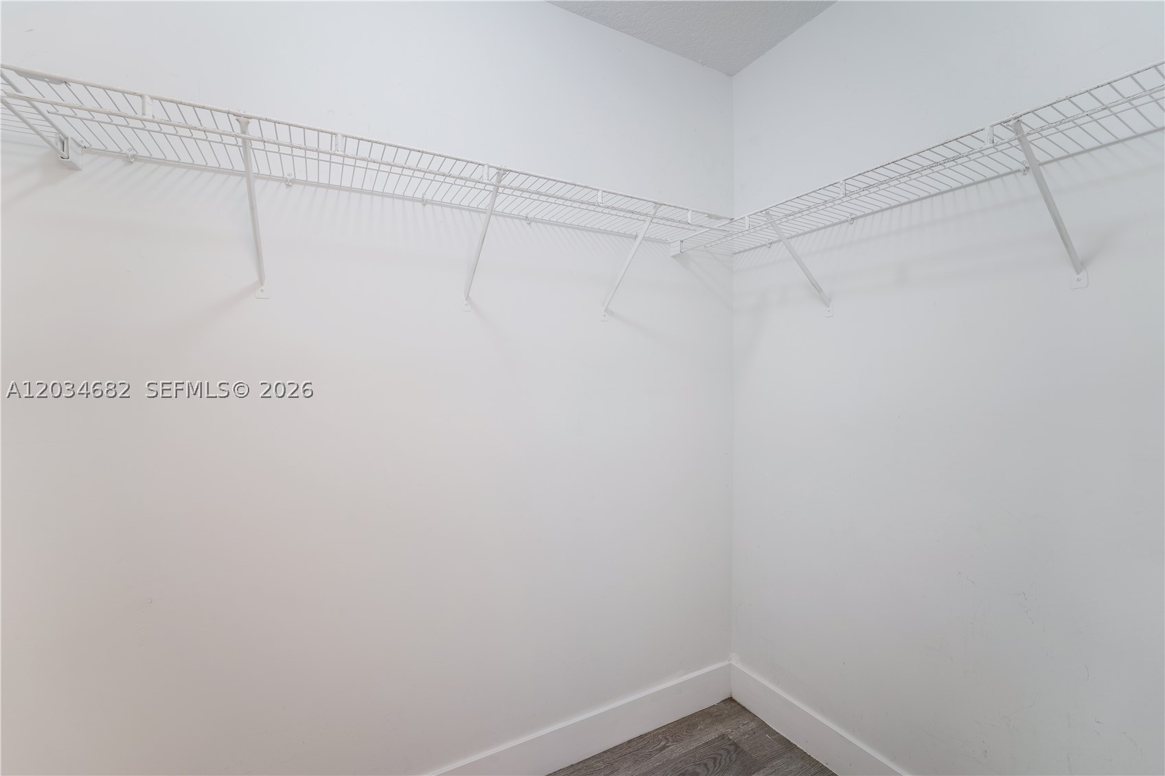 MAJESTIC ESTATES 3RD ADDN - Residential