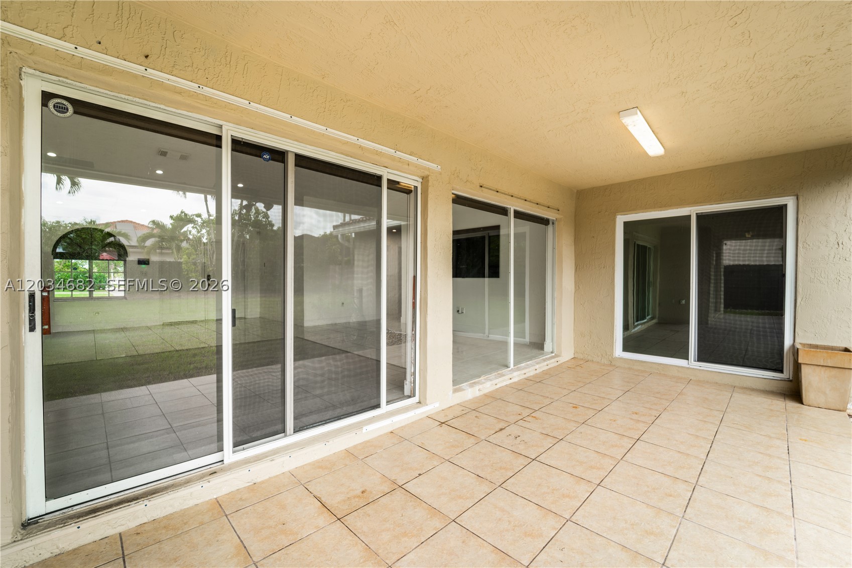 MAJESTIC ESTATES 3RD ADDN - Residential
