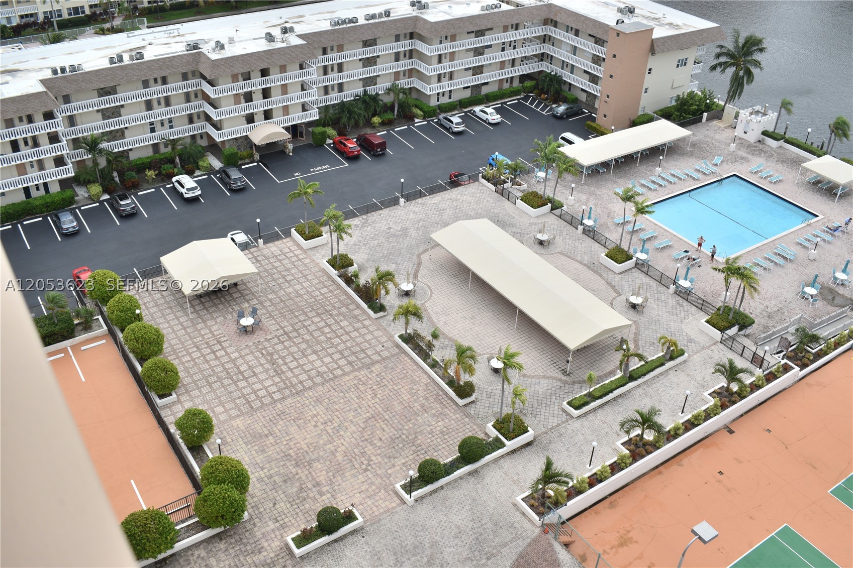 PRINCE GEORGE ARMS CONDO - Residential Lease