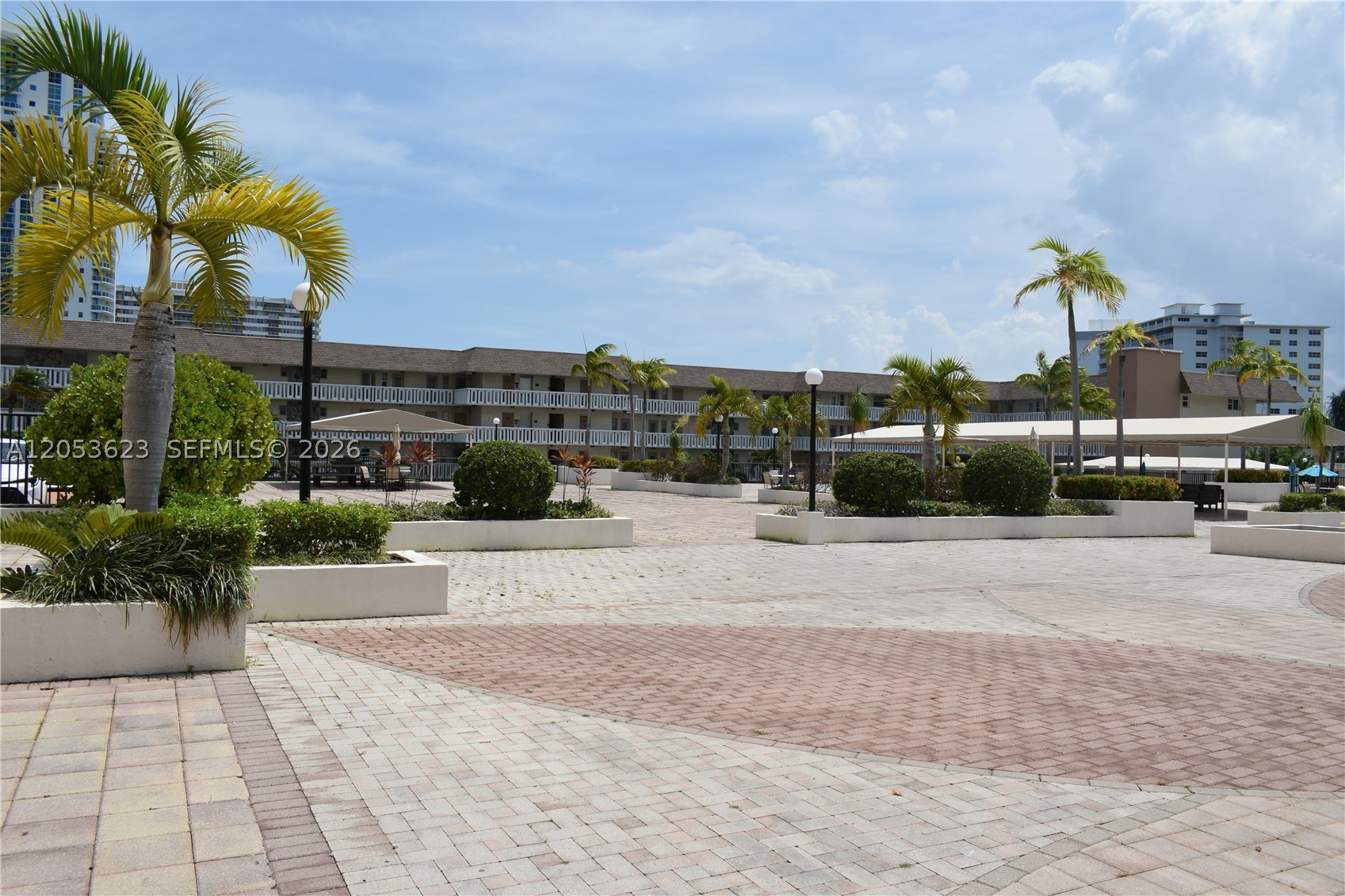 PRINCE GEORGE ARMS CONDO - Residential Lease