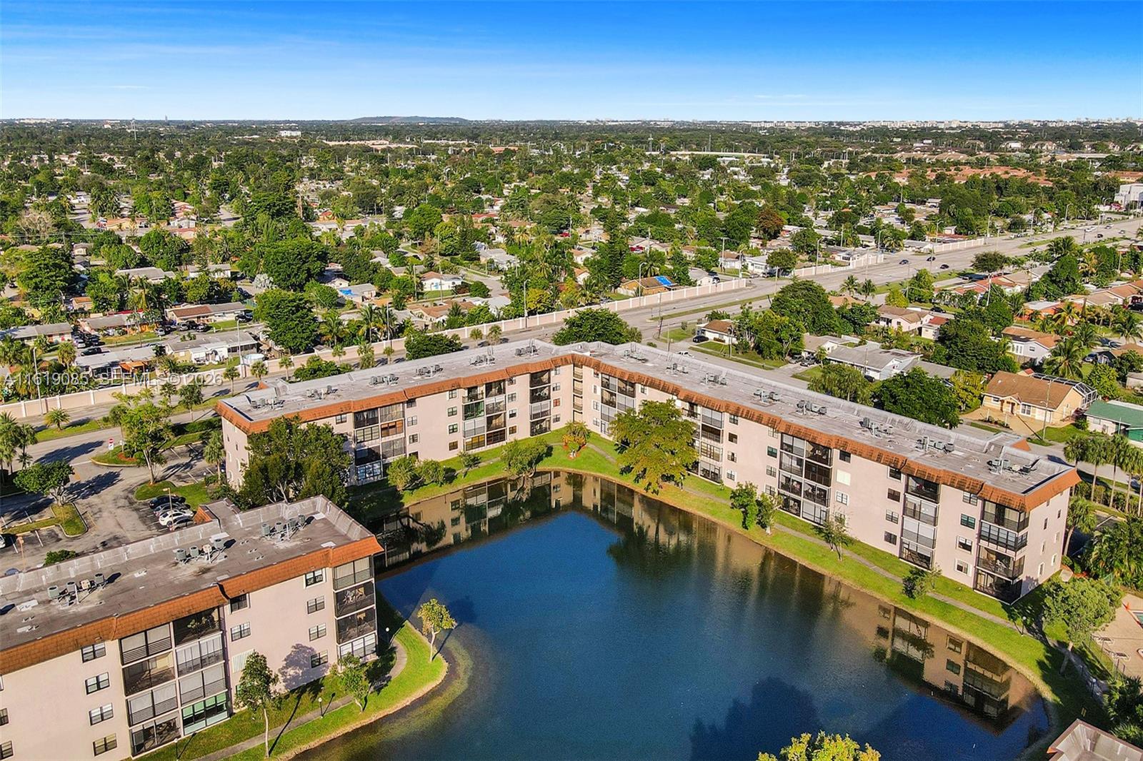LAKES OF CARRIAGE HILLS - Residential