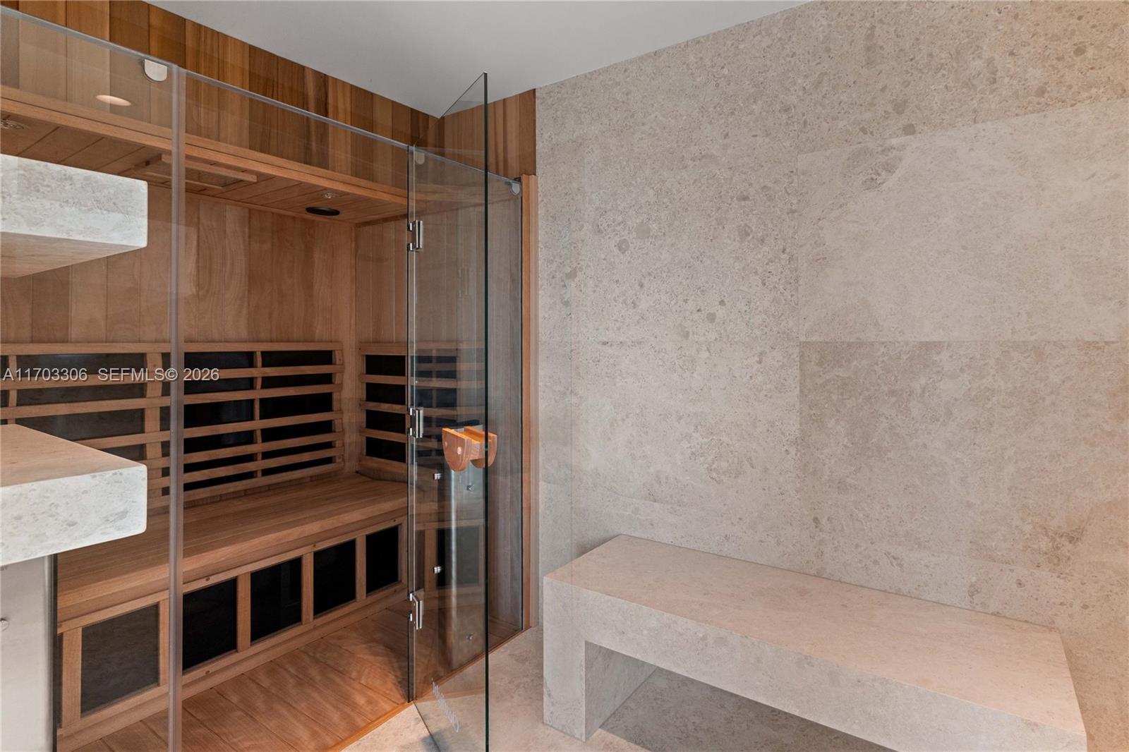 LINDISFARNE ON FISHER ISL - Residential