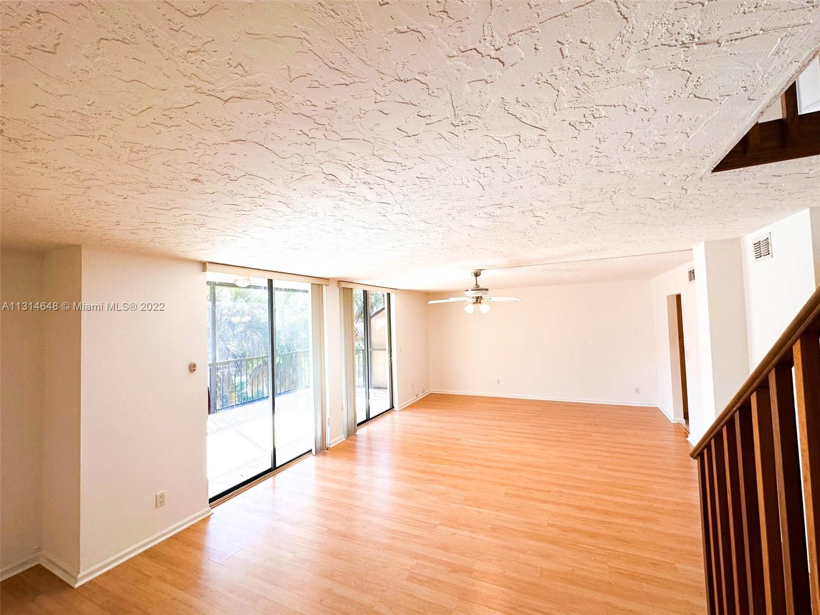 LAGO WEST CONDOMINIUM - Residential