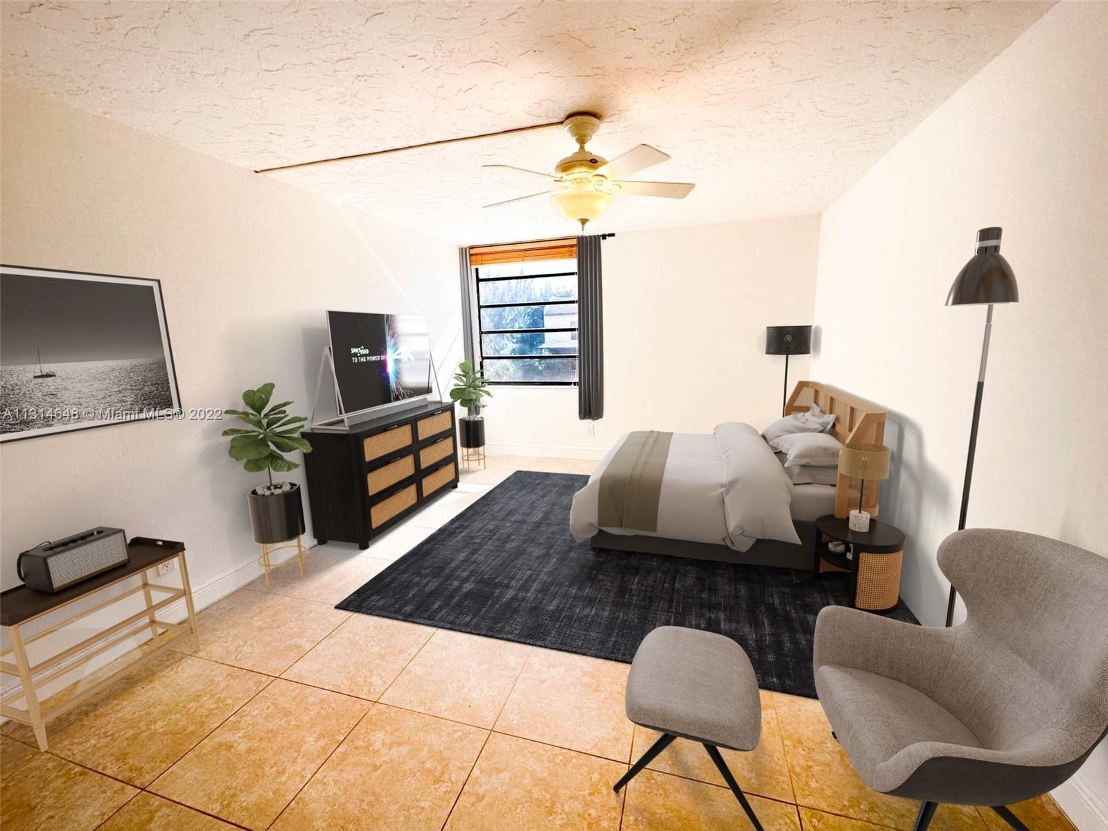 LAGO WEST CONDOMINIUM - Residential