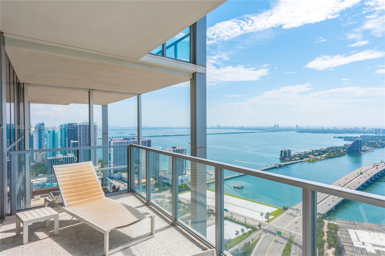 MARQUIS CONDO - Residential
