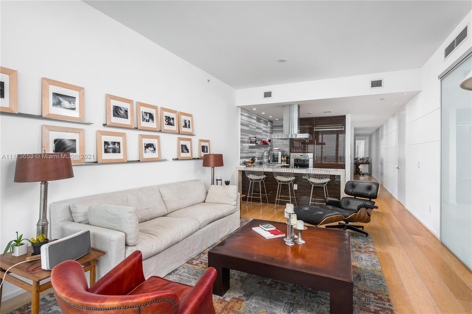 MARQUIS CONDO - Residential