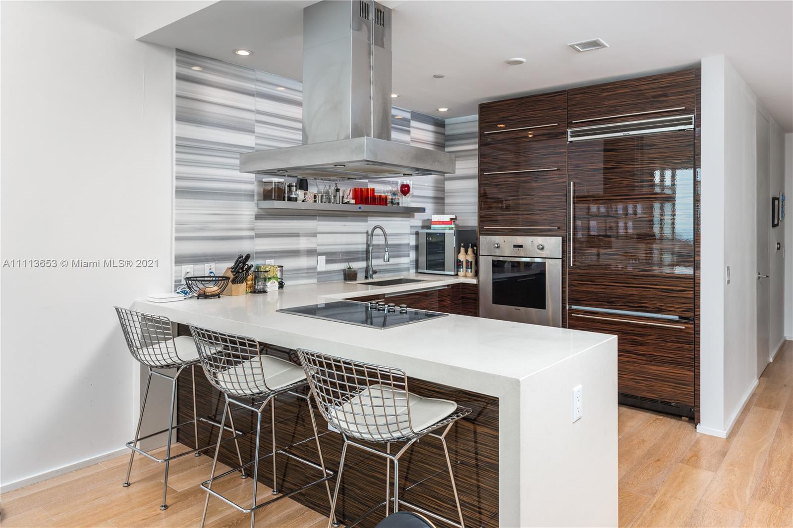 MARQUIS CONDO - Residential
